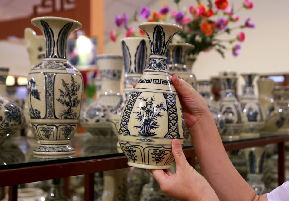 Khám phá lịch sử lâu đời của gốm sứ Chu Đậu